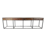 Console en bois ancien et piètement en métal avec 4 tiroirs Console en bois ancien et piètement en métal avec 4 tiroirs