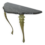 Console en marbre français avec pieds en laiton ornés de style baroque Console en marbre français avec pieds en laiton ornés de style baroque