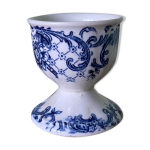 Coquetier ancien en terre de fer