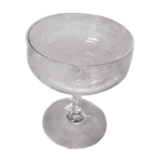 Coupe de champagne en cristal gravé style louis xvi Coupe de champagne en cristal gravé style louis xvi