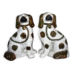 Couple de chiens en faience ( cavalier king charles )