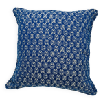 Coussin carr  bords passepoils