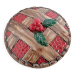 Couvercle en barbotine pour plat a tarte d�cors tarte fruit rouge ann�es 60