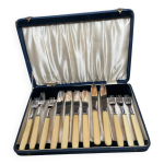 Couverts � poisson