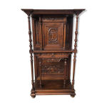 Credence en noyer de style renaissance fin xixéme siècle - buffet - desserte Credence en noyer de style renaissance fin xixéme siècle - buffet - desserte