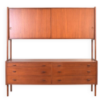 Cr�dence en teck danois des ann�es 50, mod�le ry - 20 par hans wegner pour ry m�bler