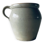 Cruche antique en terre cuite vernisse