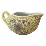 Cruche ou pot � lait en porcelaine jaune chinoise vintage. sign�e