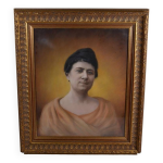 Dessendier (ecole française du xxème siècle) potrait de femme à l'antique pastel signé et daté 1927 Dessendier (ecole française du xxème siècle) potrait de femme à l'antique pastel signé et daté 1927
