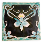 Dessous de plat art nouveau, céramique émaillée, signé Dessous de plat art nouveau, céramique émaillée, signé