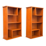 Deux meubles de rangement asymétriques vintage Deux meubles de rangement asymétriques vintage
