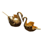 Duo de cygnes salerons dor�s en porcelaine de limoges