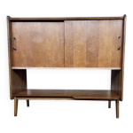Enfilade vintage roger landault en bois clair à 2 portes coulissantes Enfilade vintage roger landault en bois clair à 2 portes coulissantes