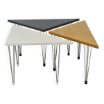 Ensemble de 3 tables triangulaires par pin - age, danemark 1980's Ensemble de 3 tables triangulaires par pin - age, danemark 1980's