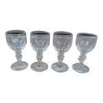 Ensemble de 4 verres  pieds anciens en cristal pour liqueur