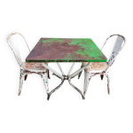 Ensemble de jardin vintage français table en fer et 2 chaises, années 50 Ensemble de jardin vintage français table en fer et 2 chaises, années 50
