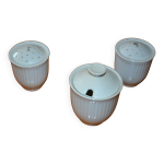 Ensemble sali�re, poivrier, pot � moutarde