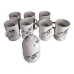 Ensemble sucrier et 7 mugs / tasses à fleurs bleues en porcelaine de limoge Ensemble sucrier et 7 mugs / tasses à fleurs bleues en porcelaine de limoge