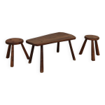 Ensemble table basse en orme forme libre et tabourets style brutaliste Ensemble table basse en orme forme libre et tabourets style brutaliste
