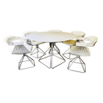 Ensemble table et chaises pivotantes en fil de fer de salle � manger, con�u par rudi verelst pour novalux. ...