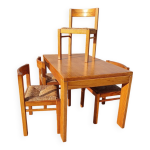 Ensemble table  manger vintage en pin avec 4 chaises en jonc de mer design hollandais