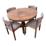 Ensemble table ronde extensible et 4 chaises baumann