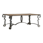 Exceptionnelle table de jardin en volutes
