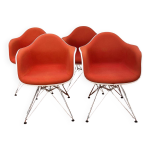 Fauteuil dar de charles et ray eames. année 50. (prix à l unité) Fauteuil dar de charles et ray eames. année 50. (prix à l unité)