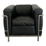 Fauteuil lc2 le corbusier en cuir noir