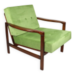 Fauteuil vintage en bois marron, vert pois, design z. b?czyk - 2 pièces disponibles Fauteuil vintage en bois marron, vert pois, design z. b?czyk - 2 pièces disponibles