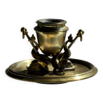 Grand bougeoir xixe � motifs de dauphins en laiton