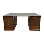 Grand bureau plat anglais en acajou et dessus cuir dbut xxme