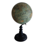 Grand globe terrestre
