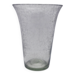 Grand vase biot en verre bull� forme trompette ann�es 60 29 cm