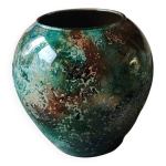 Grand vase boule laqu line sign. en verre glomis. dim 18 x 16 cm