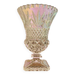 Grand vase en cristal cisel�