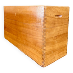 Grande ancienne boîte à cruches en bois Grande ancienne boîte à cruches en bois