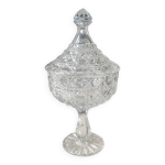 Grande bonbonnire / drageoir en cristal de plomb. tritschler winterhalder. forme dme, motifs  facettes. ...