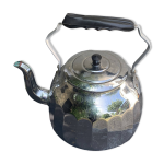 Grande bouilloire, en cuivre chrome, menesa, poigne en bakelite noire vintage et collector