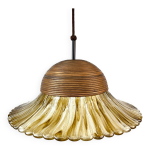 Grande suspension bohème du milieu du siècle avec abat - jour en acrylique et roseaux Grande suspension bohème du milieu du siècle avec abat - jour en acrylique et roseaux