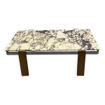 Grande table basse italienne vintage du milieu du siècle avec plateau en marbre calacatta Grande table basse italienne vintage du milieu du siècle avec plateau en marbre calacatta