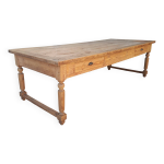 Grande table de communaut� en ch�ne et sapin