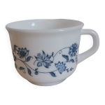 Grande tasse arcopal france vintage motif fleurs bleue srigraphie