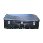 Grande valise en carton