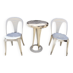 Guéridon + 2 chaises tolix joseph mathieu Guéridon + 2 chaises tolix joseph mathieu