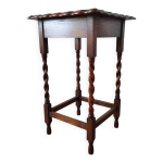 Gu�ridon ancien ch�ne massif, pi�tement bois tourn�