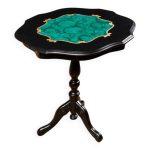 Guéridon en bois noir, décor peint malachite Guéridon en bois noir, décor peint malachite