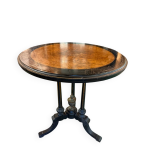 Guridon en bois noirci et fruitier