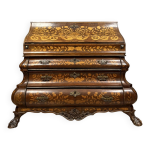 Hollande xviiieme sicle: commode scribanne de forme galbe en bois moulur