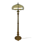 Lampadaire en bois sculpté doré et abat - jour en verre nacré, art déco, france, circa 1920 Lampadaire en bois sculpté doré et abat - jour en verre nacré, art déco, france, circa 1920